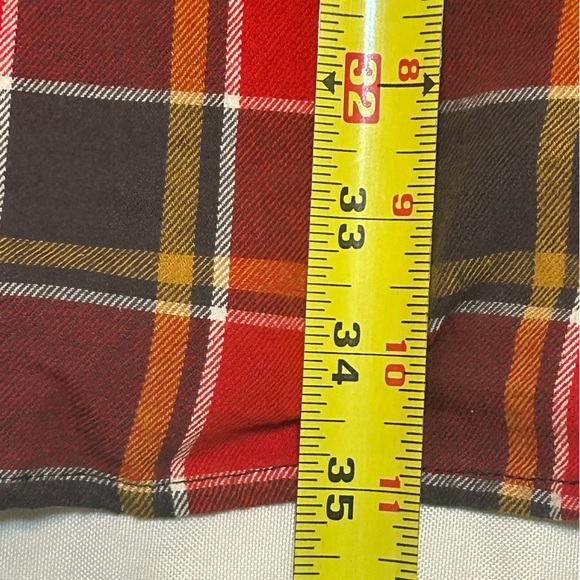 Duluth Trading Co Red and Black Plaid Men's Shirt - Picture 10 of 11